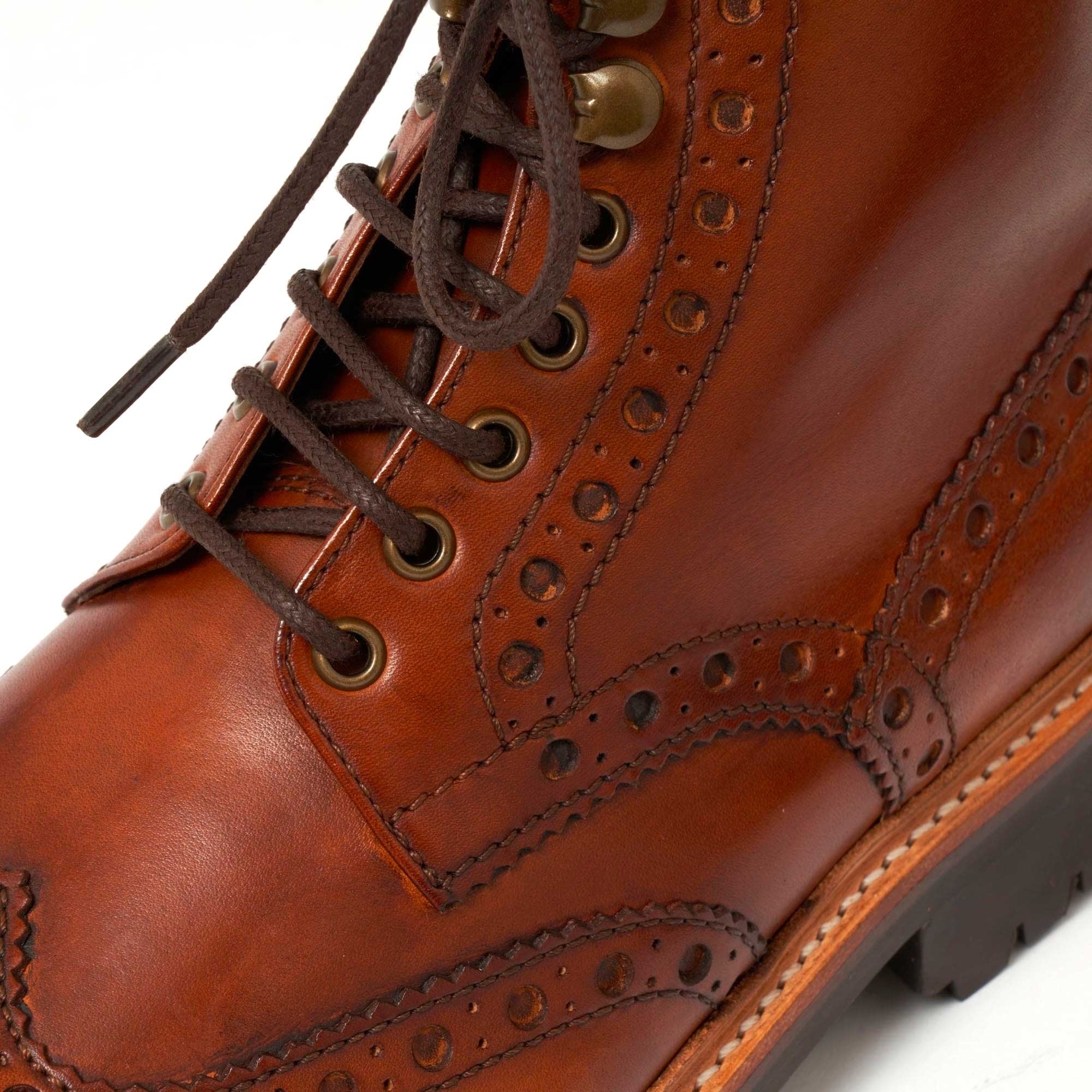 Fred Brogue Boot - Tan
