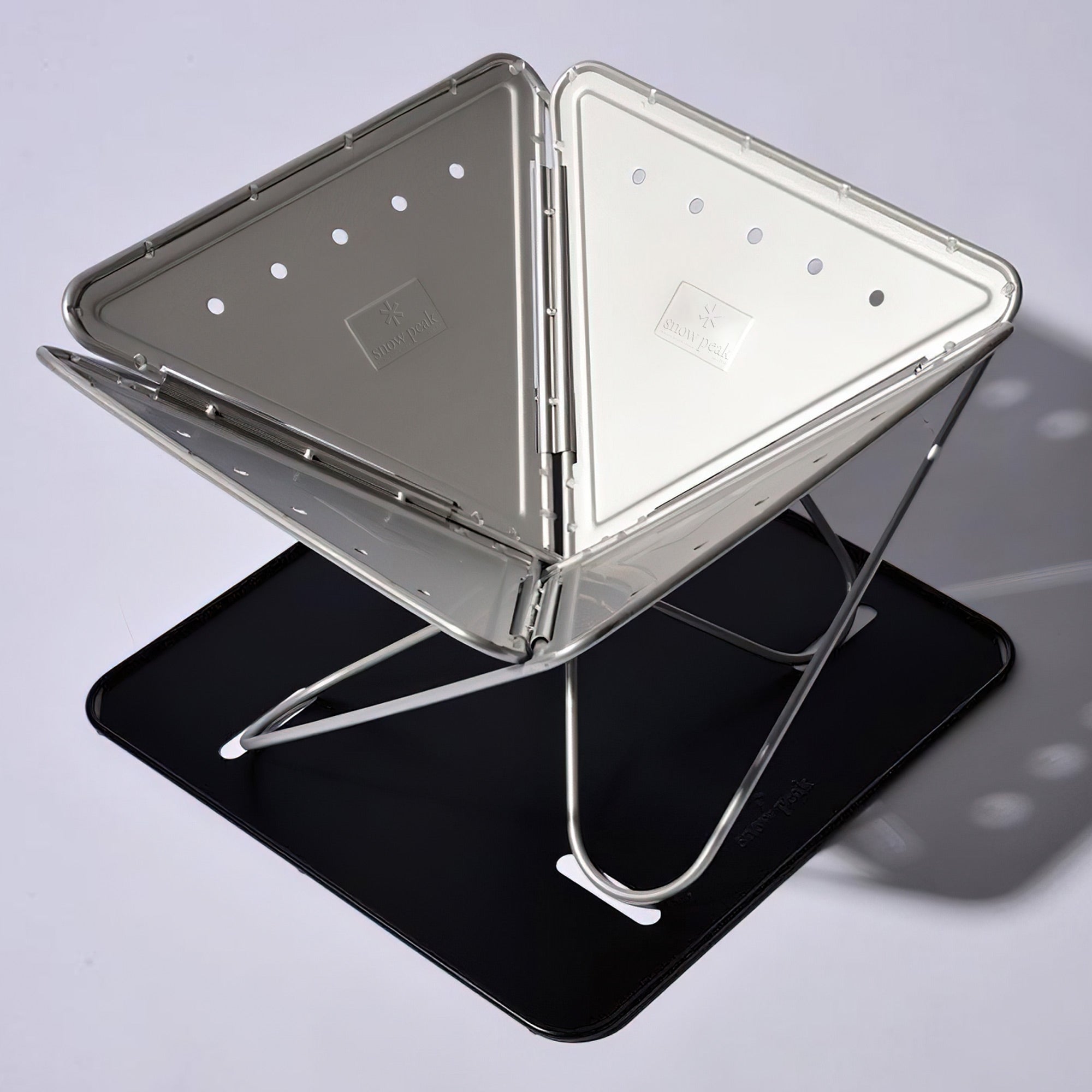 Pack & Carry Fireplace (M)