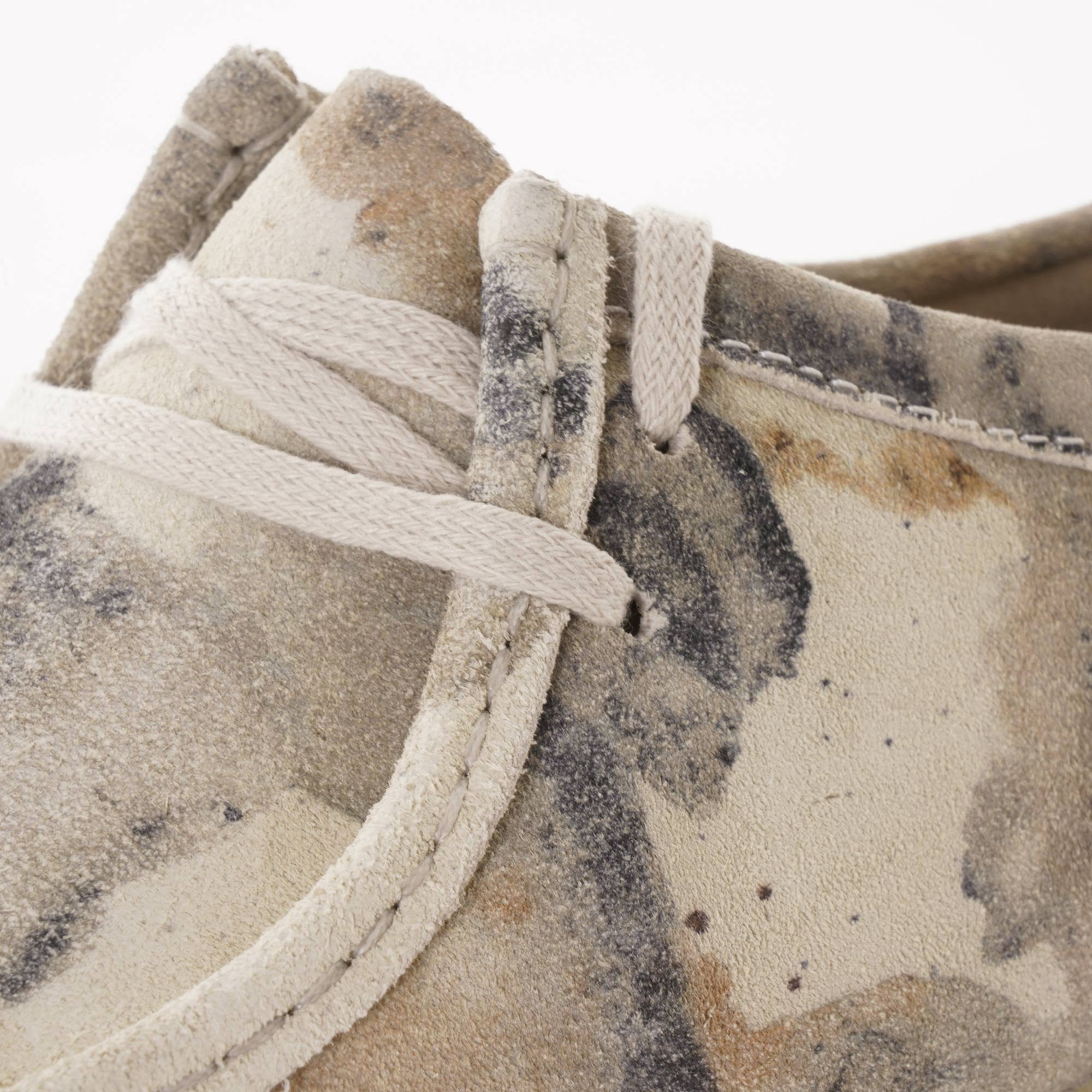 Wallabee - Off White Camo