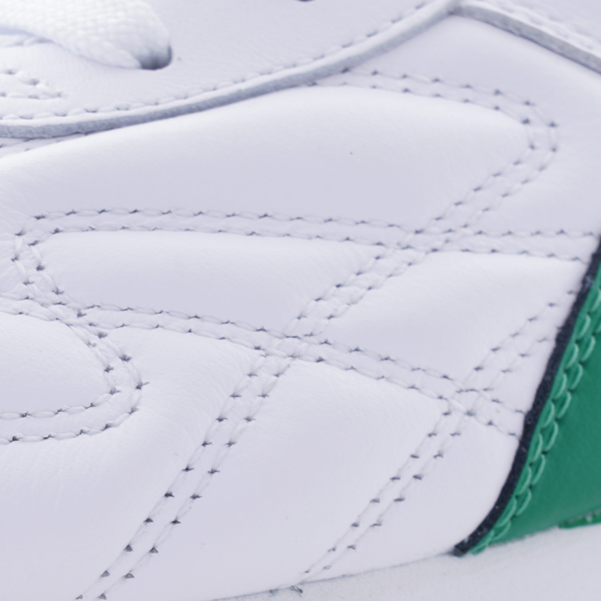 Style Avanti - White/Green