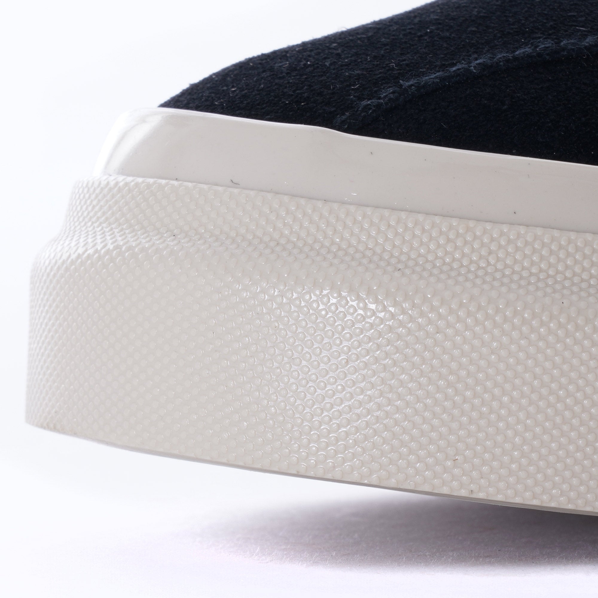 Dellow Suede Sneaker - Black