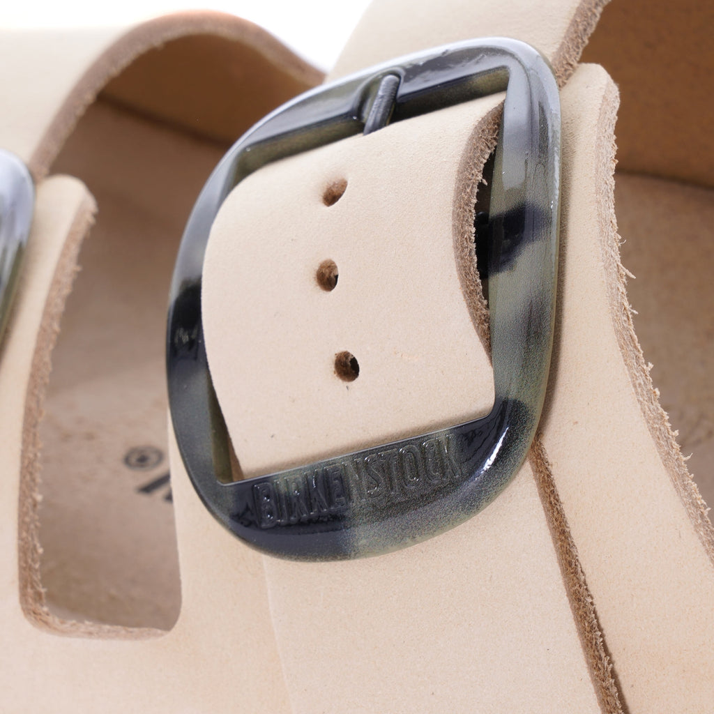 Womens Nubuck Leather Arizona Big Buckle - Almond
