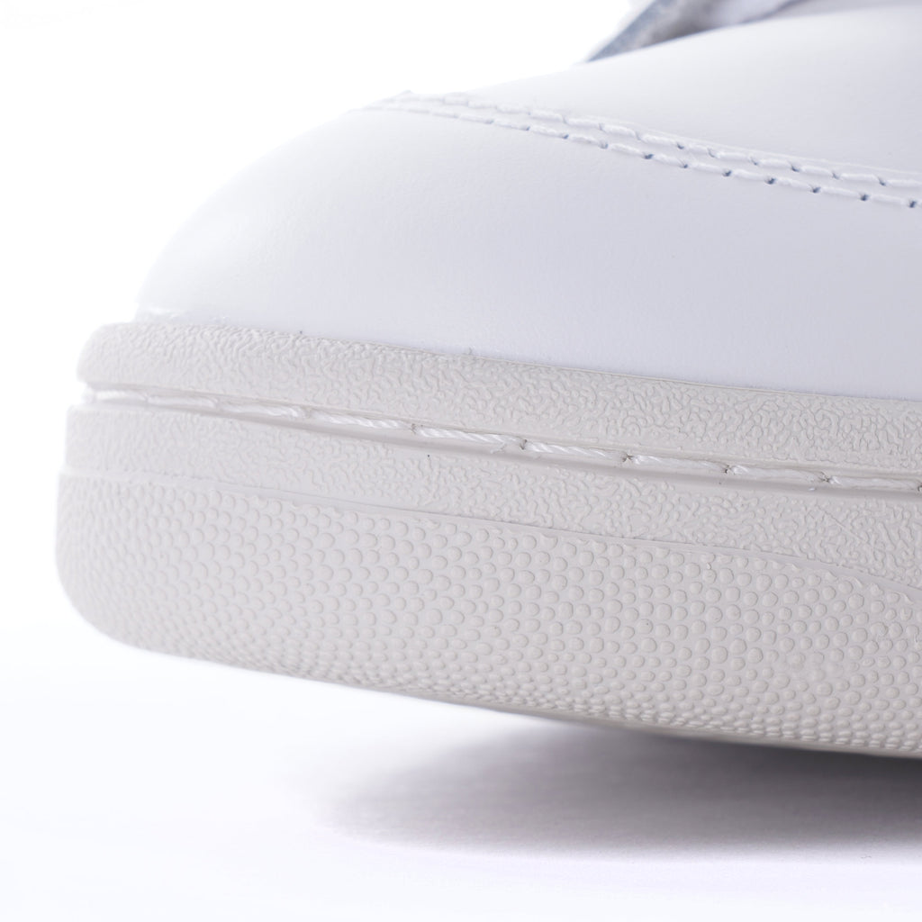 V-12 Leather - Cyprus