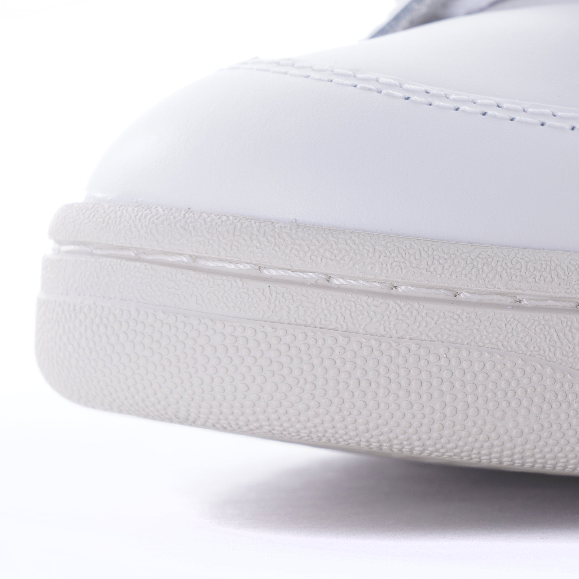 V-12 Leather - Cyprus