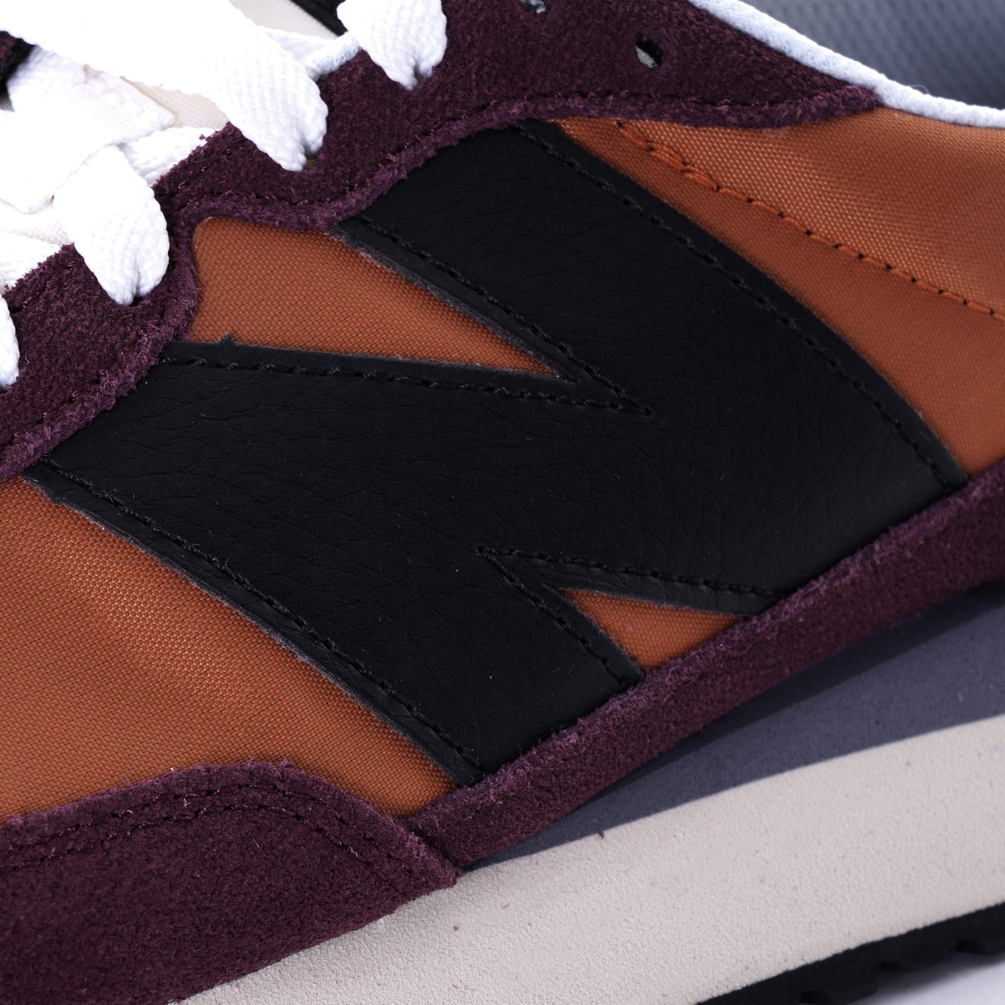 Women's 237 - Burgundy