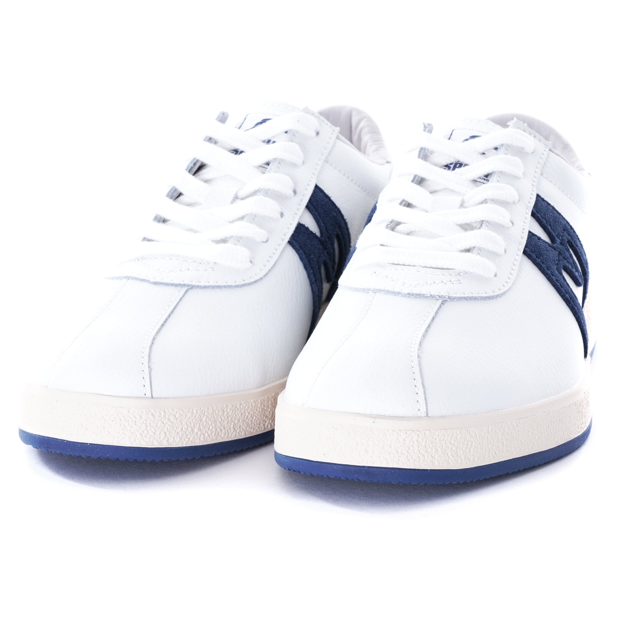 Trampas - Bright White/Ensign Blue