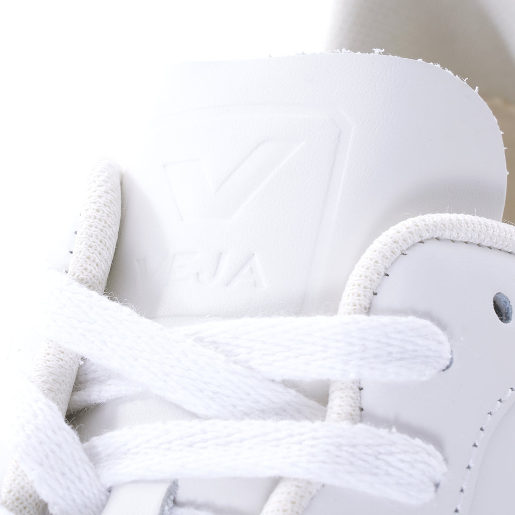 Womens V-10 Leather - White