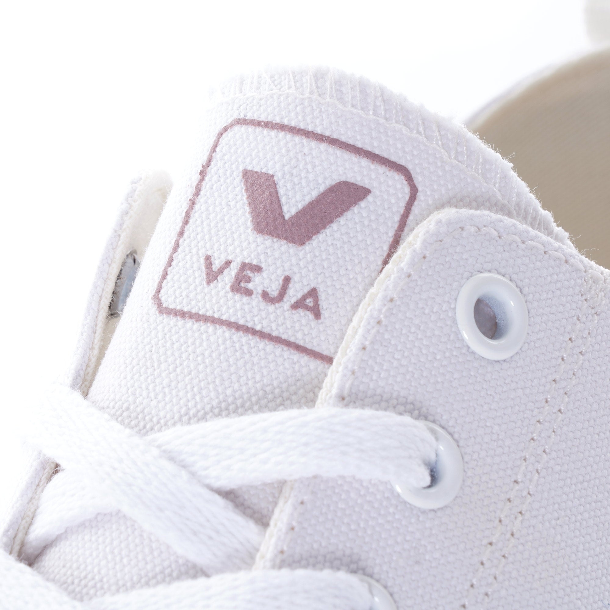 Womens Nova Canvas - White/Babe