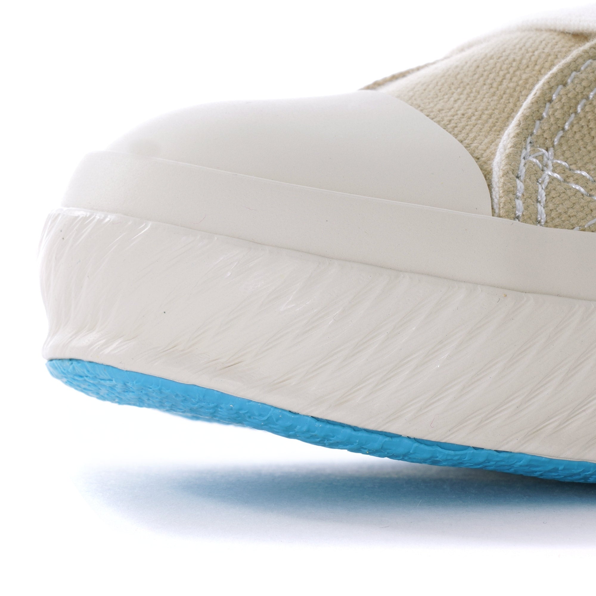 01JP Canvas Sneakers - Beige