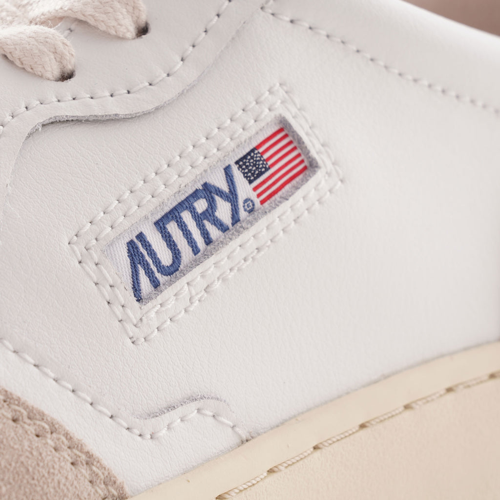 Medalist Low Leather/Suede - White/Red