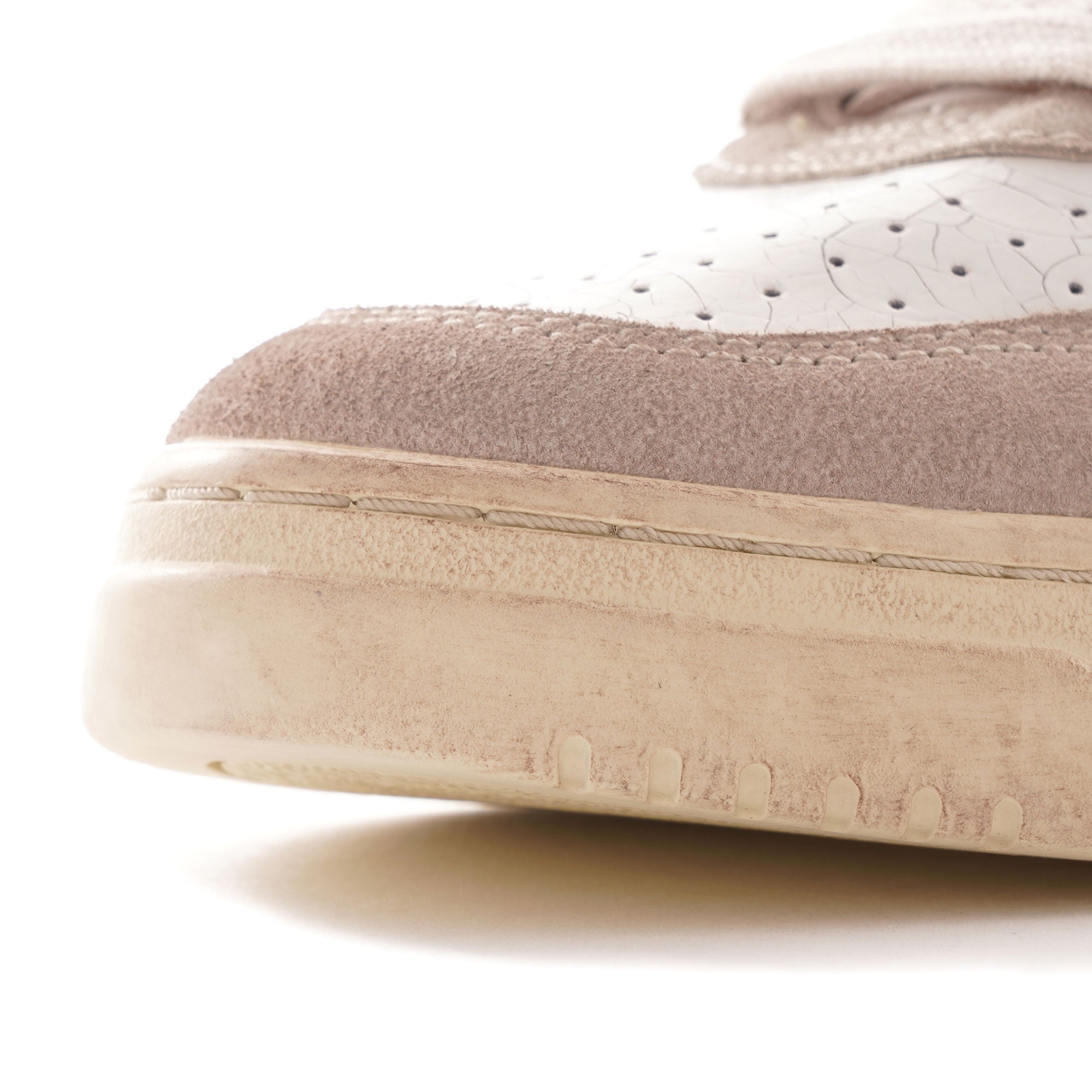 Medalist Low Cracked Leather/Suede - White
