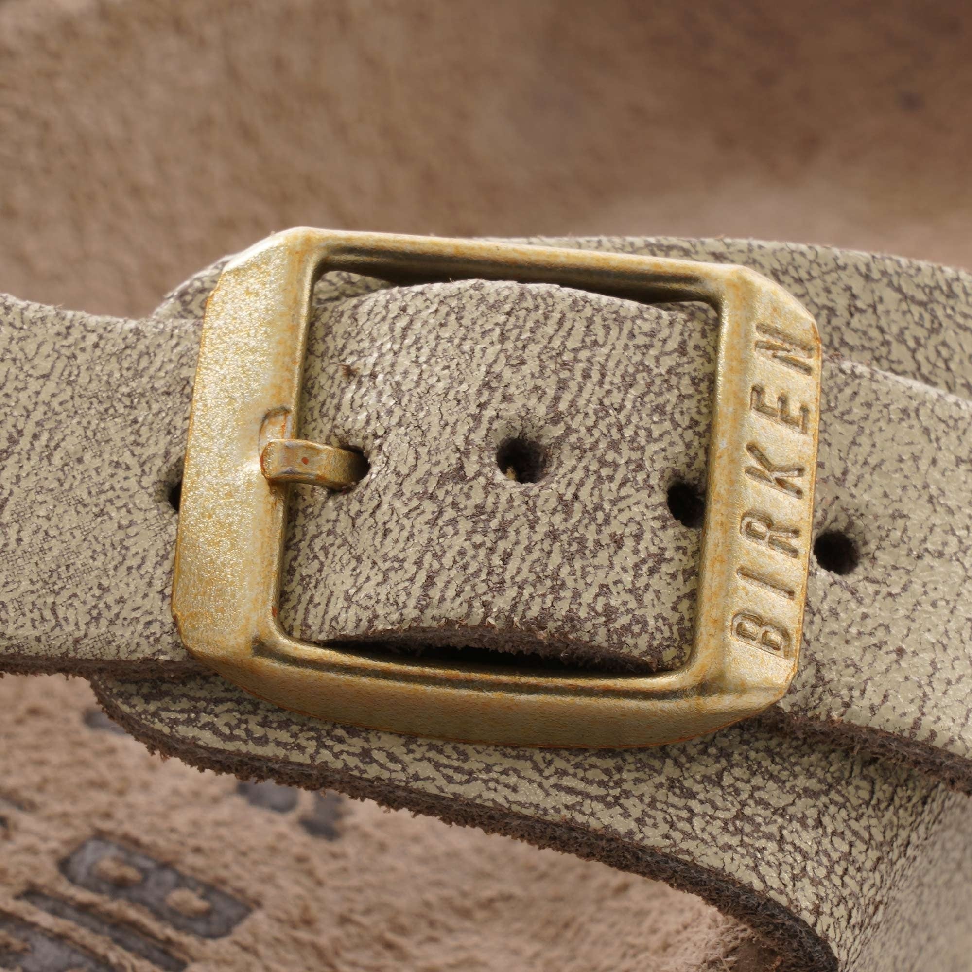 Birkenstock Womens Gizeh Suede - Washed Metallic Cream Gold