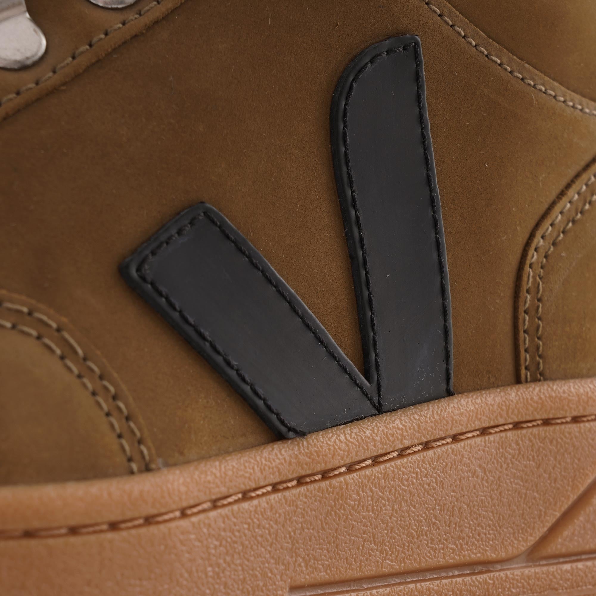 Roraima Nubuck - Tent/Black