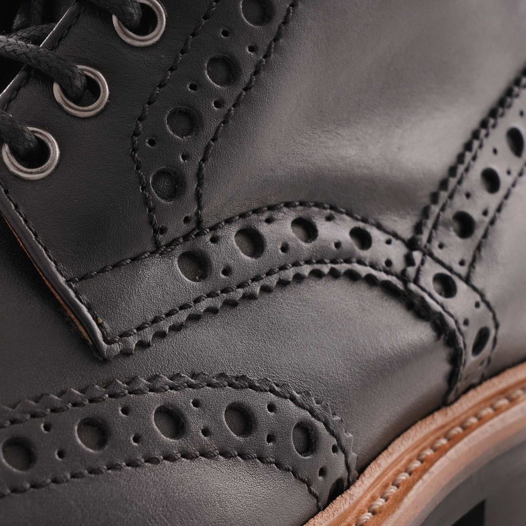 Fred Brogue Boot - Black