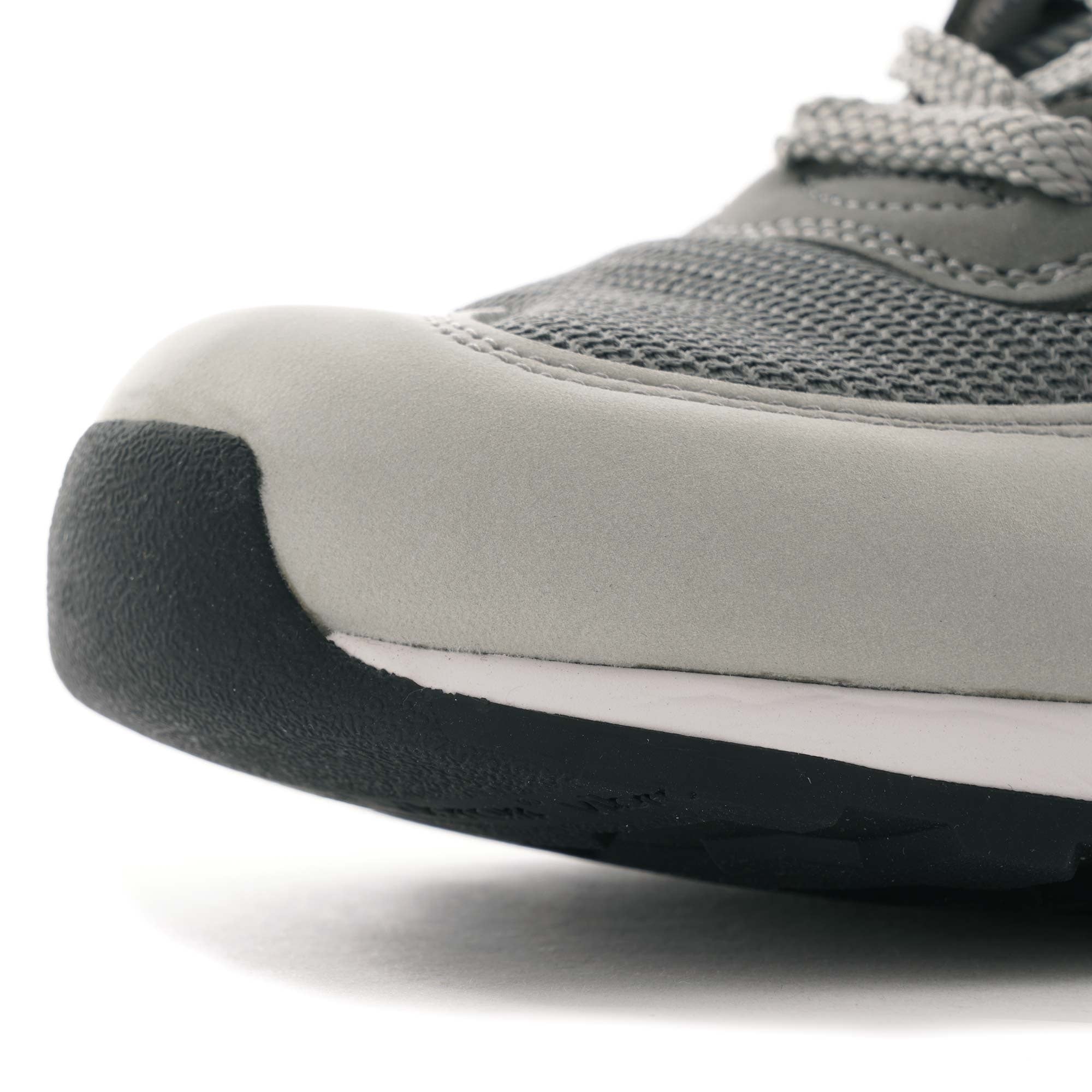 Made In UK 670 - Grey
