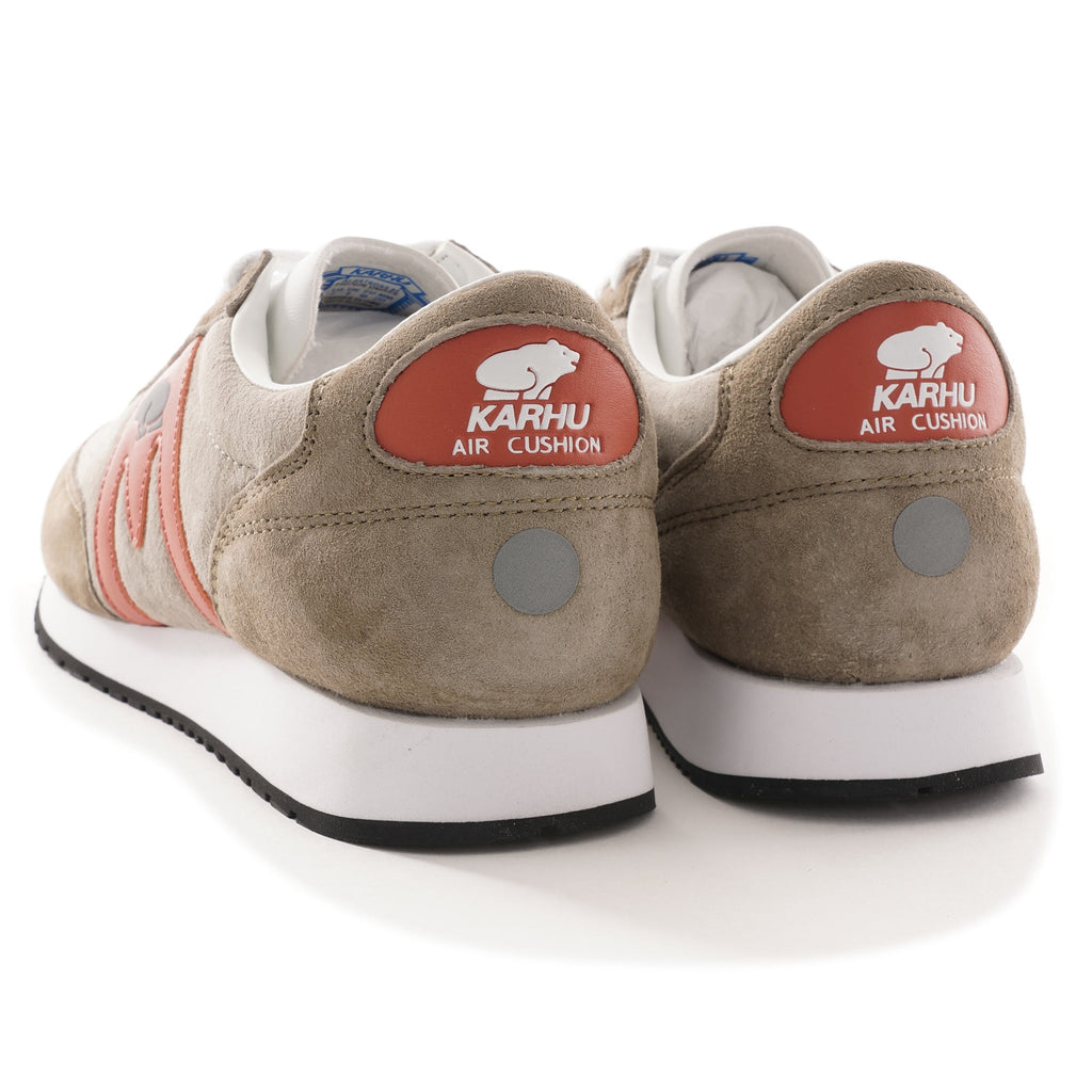 Albatross 82 - Silver Mink/Apricot Brandy