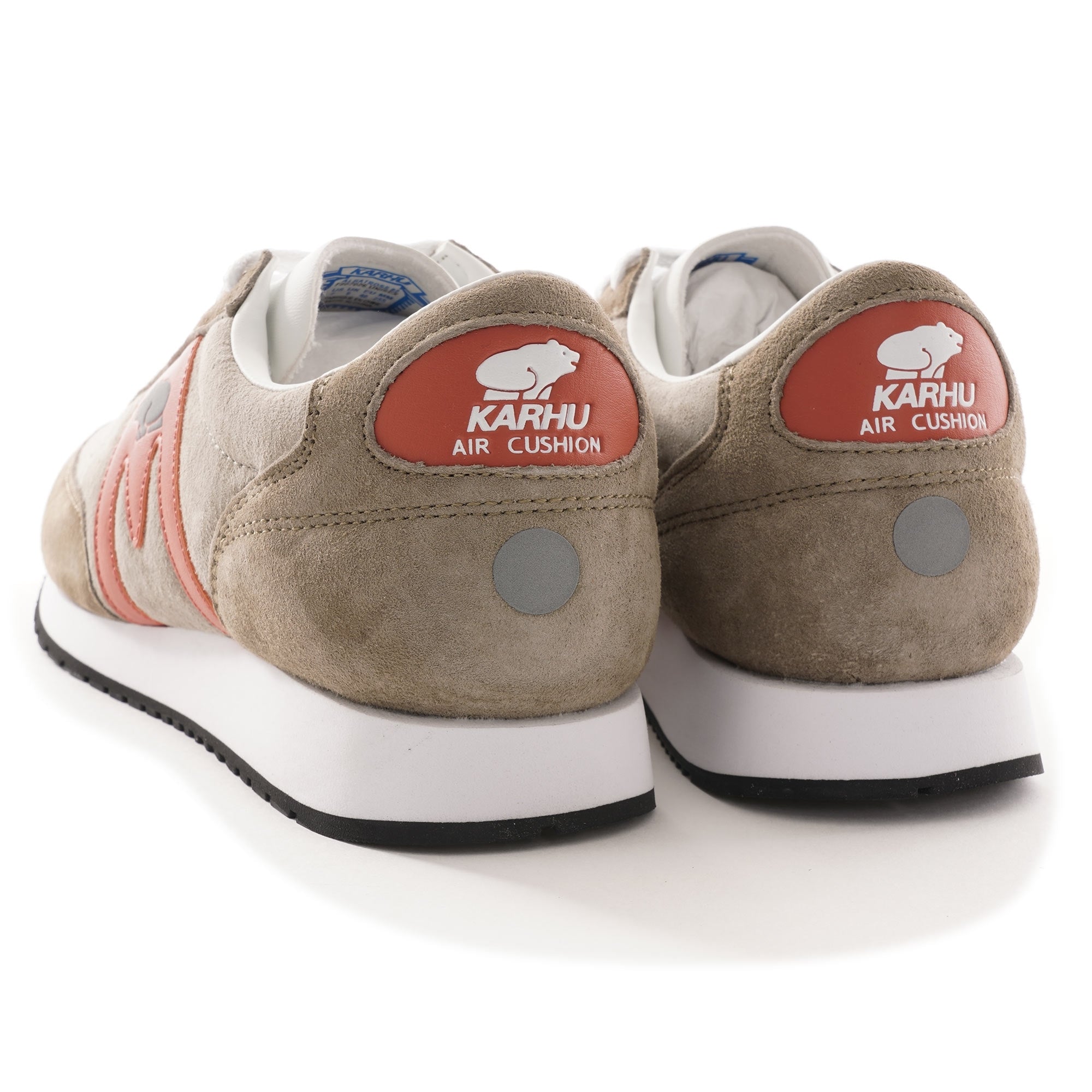 Albatross 82 - Silver Mink/Apricot Brandy