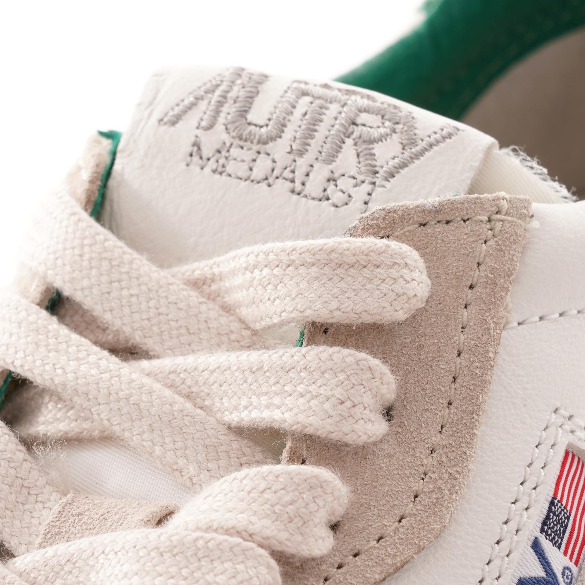 Autry Medalist Low Cracked Leather/Suede - White/Green