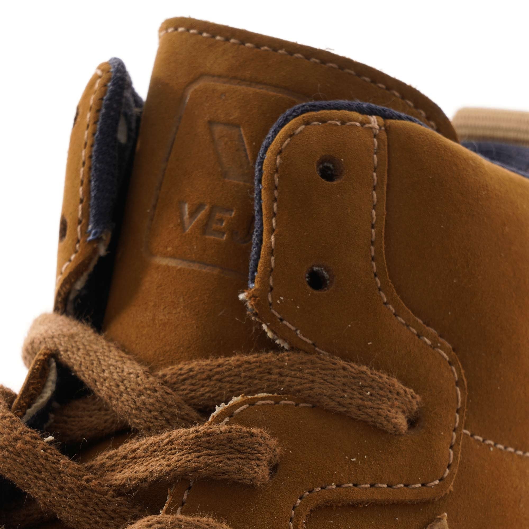 V-15 Nubuck - Camel Desert