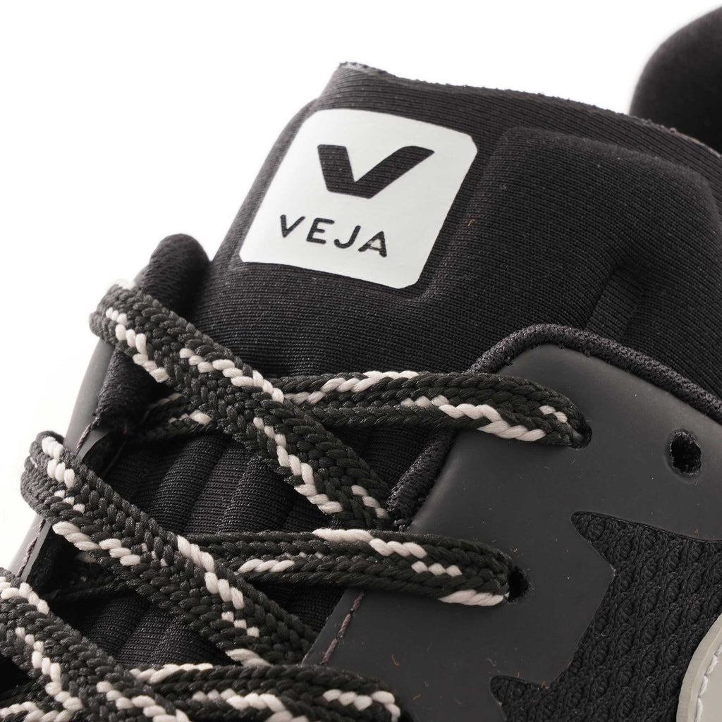 Veja Dekkan Alveomesh Trainers - Black Oxford/Grey Tonic