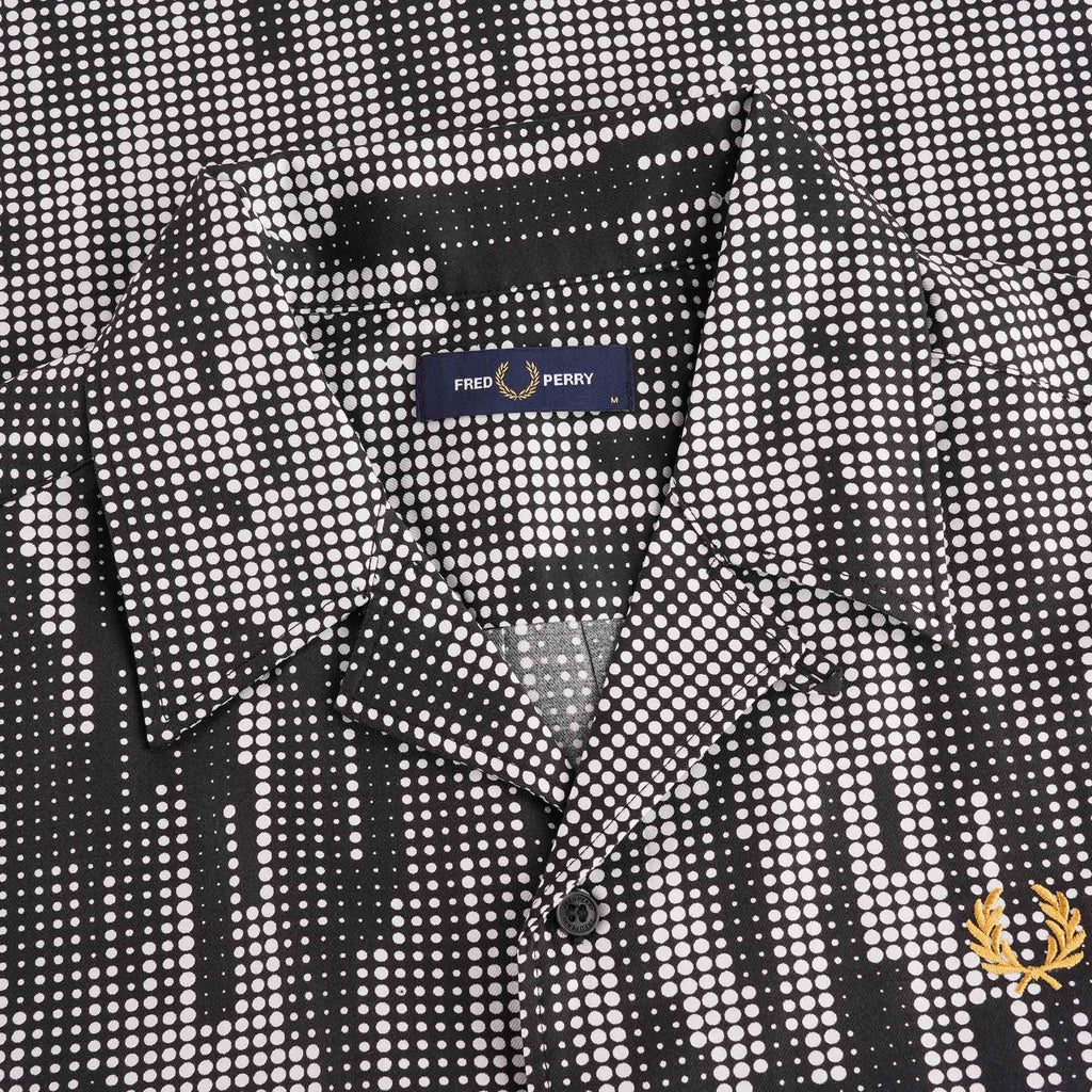 Fred Perry Sound Wave Print Revere Shirt - Black