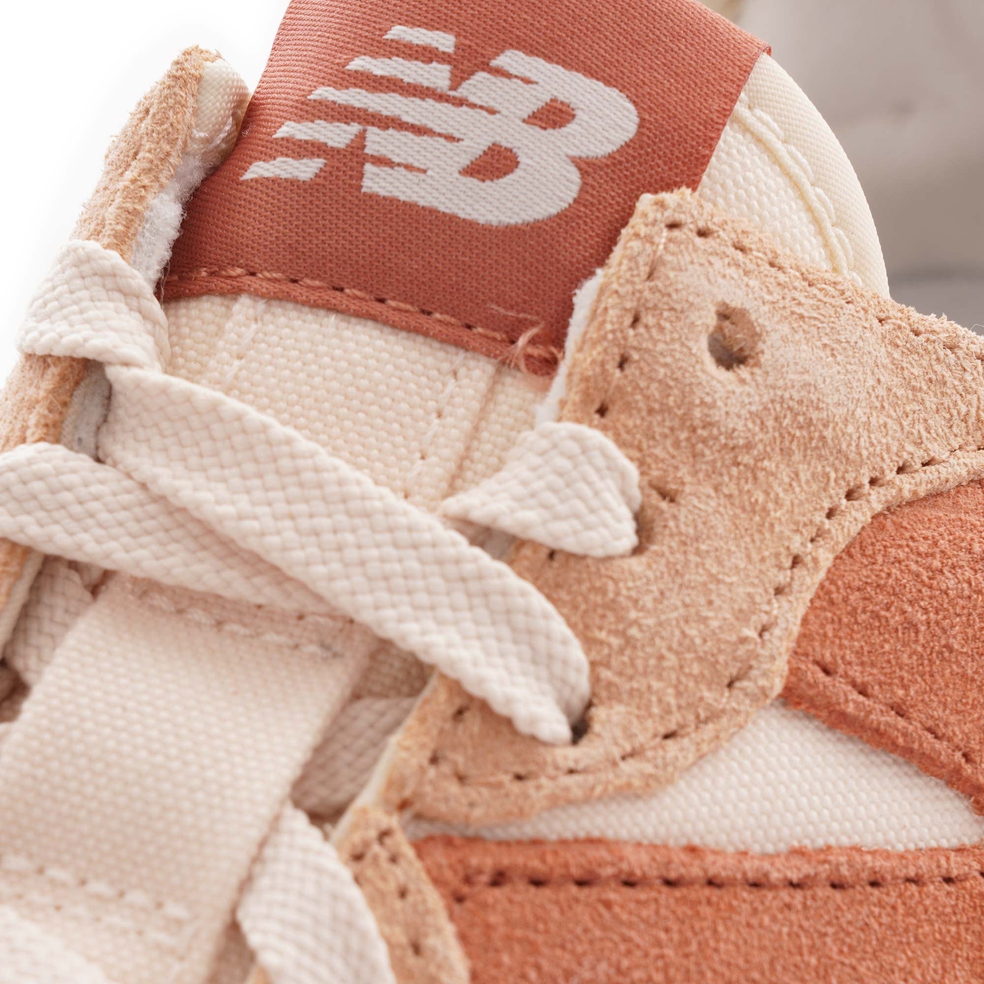 New Balance 327 - Beige