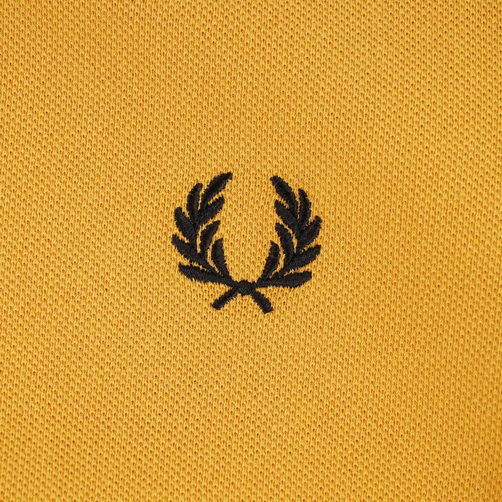 Fred Perry M3600 Twin Tipped Polo - Gold/Black