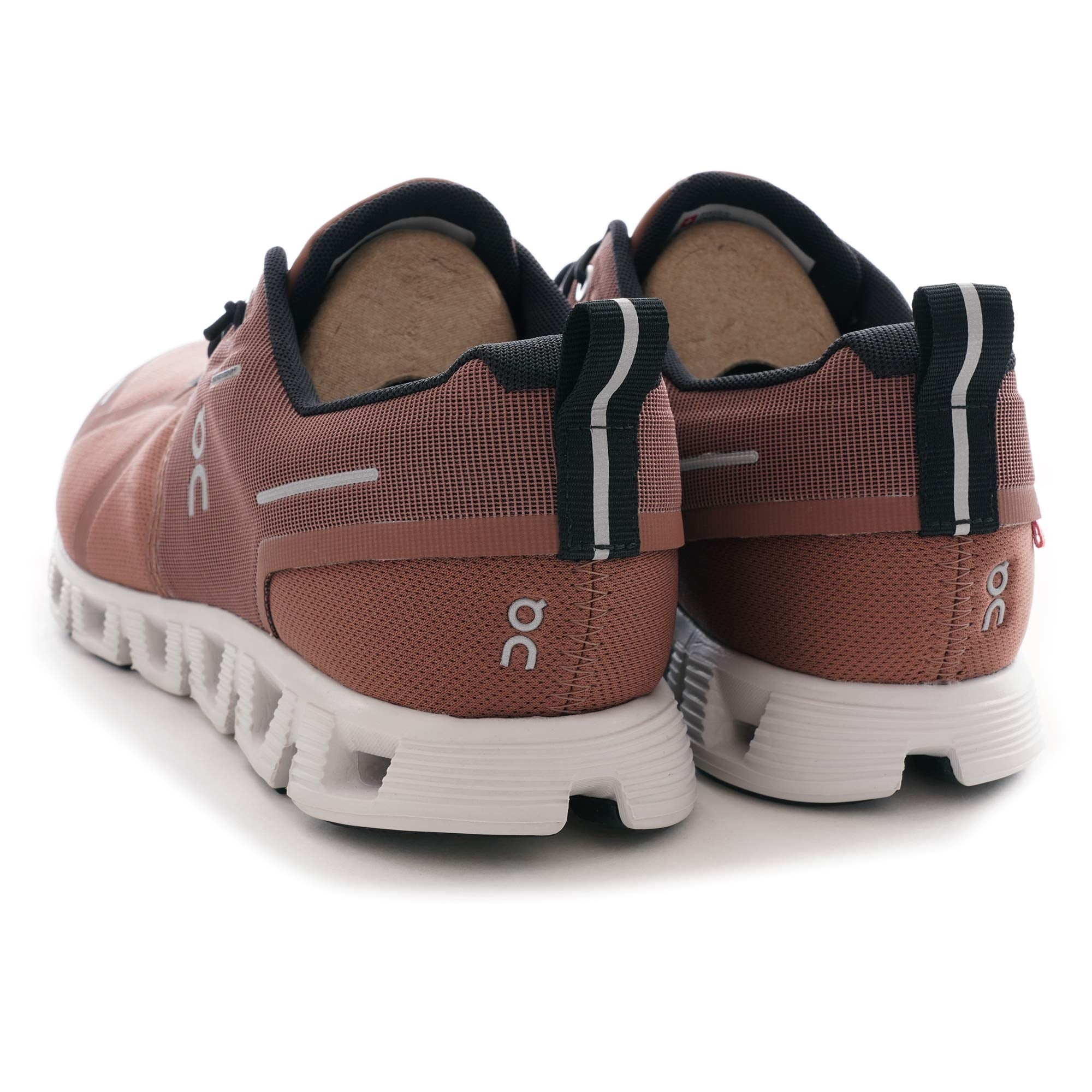 On Running Cloud 5 Waterproof - Cocoa/Frost