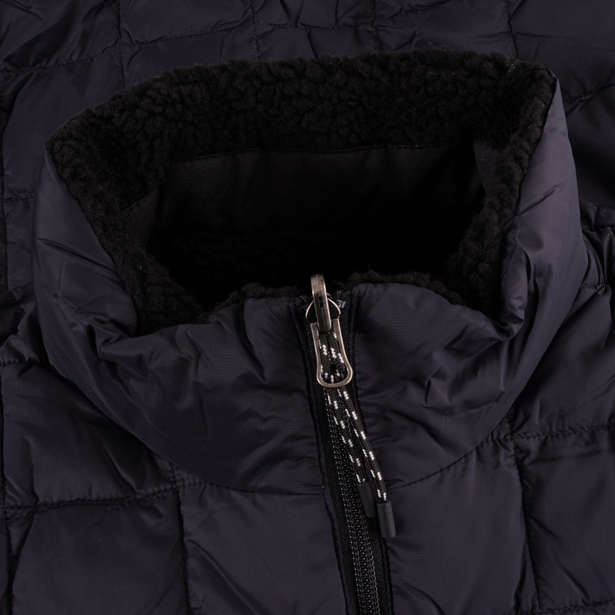 Taion Reversible Fleece Down Gilet - Black