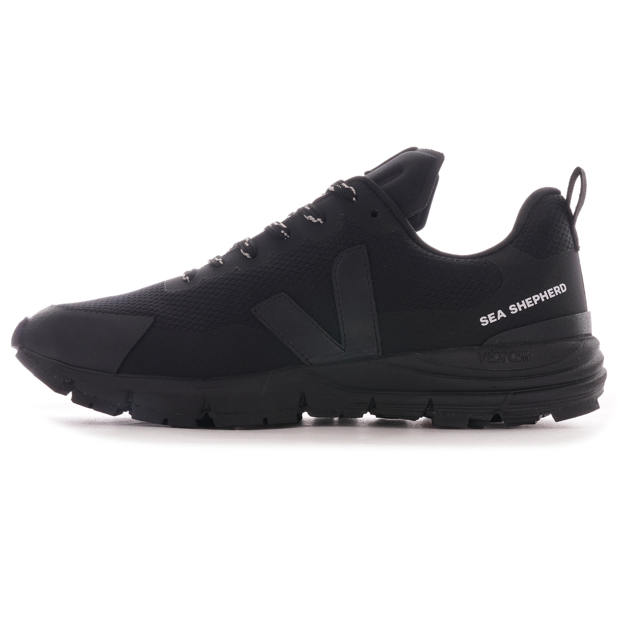 Veja x Sea Shepherd Dekkan Alveomesh - Black