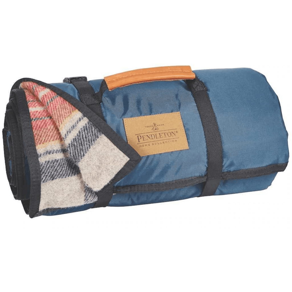 Pendleton Woolen Mills Roll Up Blanket - Vintage Dress Stewart