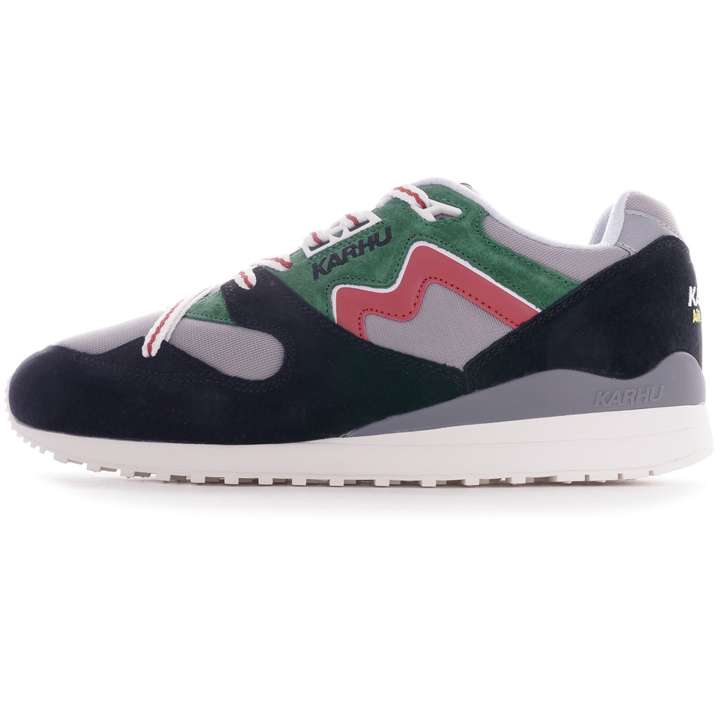 Karhu Synchron Classic - Jet Black