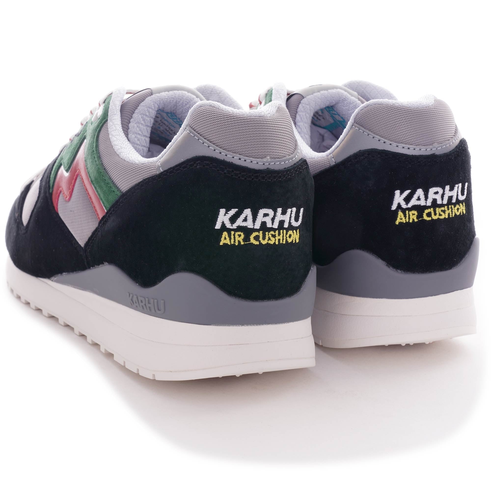 Karhu Synchron Classic - Jet Black