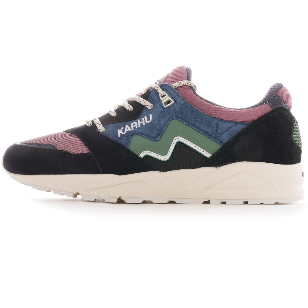 Aria 95 - India Ink/Pelican