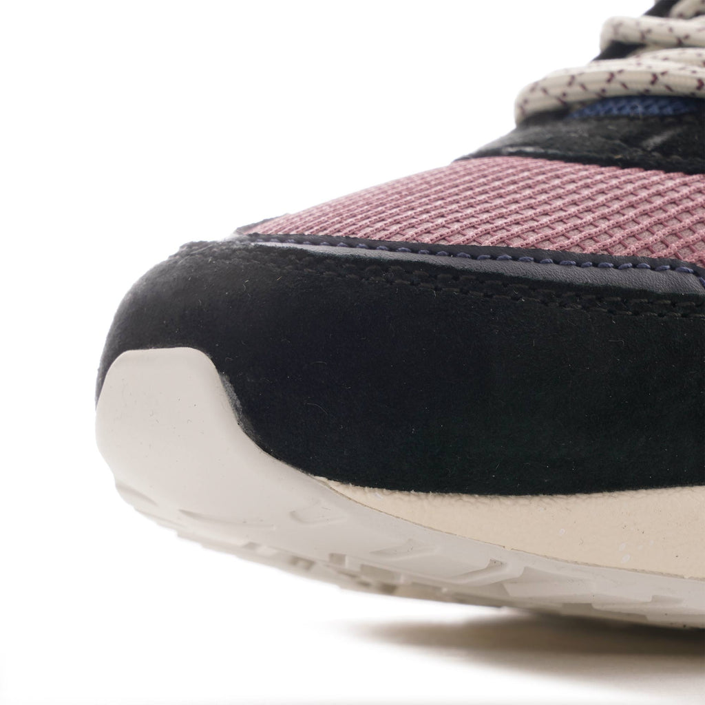 Aria 95 - India Ink/Pelican