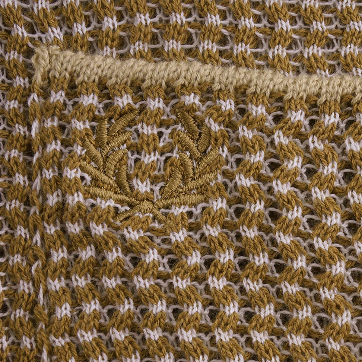 Fred Perry Reissues K3 Two Colour Knitted Shirt - Ecru – Stuarts London