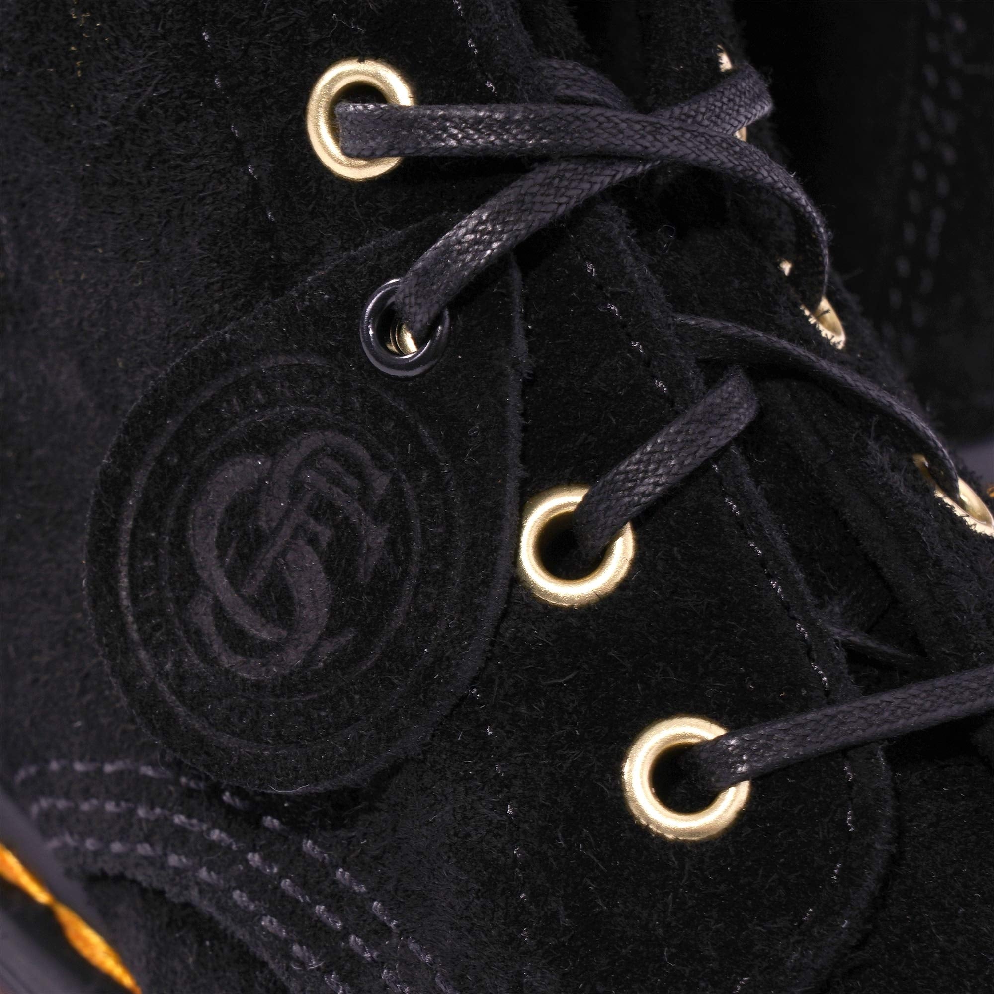Dr. Martens Made In England Desert Oasis - Black