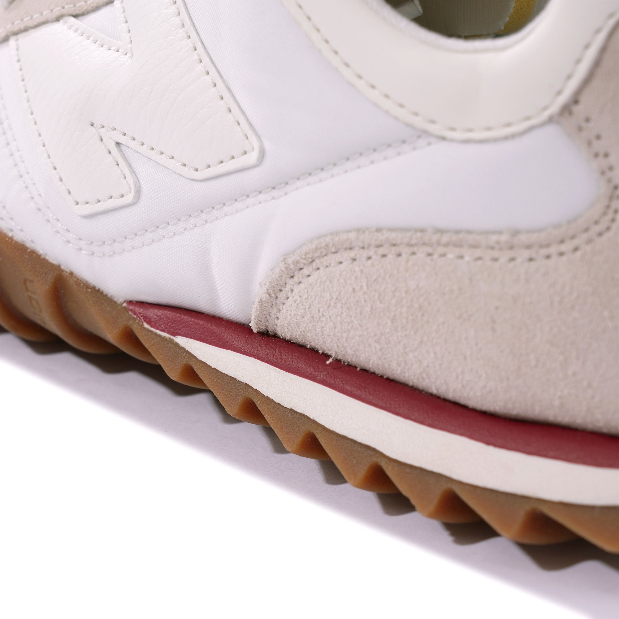 New Balance RC30 - White