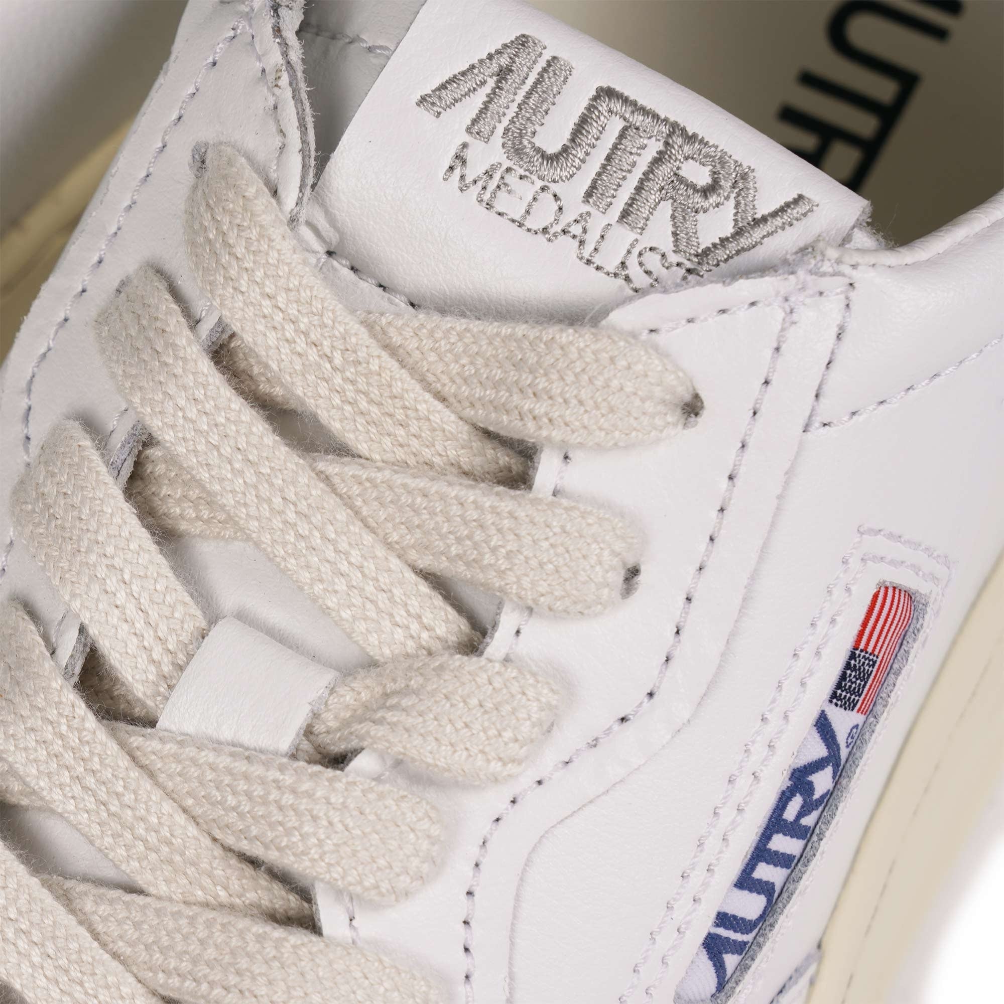 Autry Action Low Leather - White/Rust