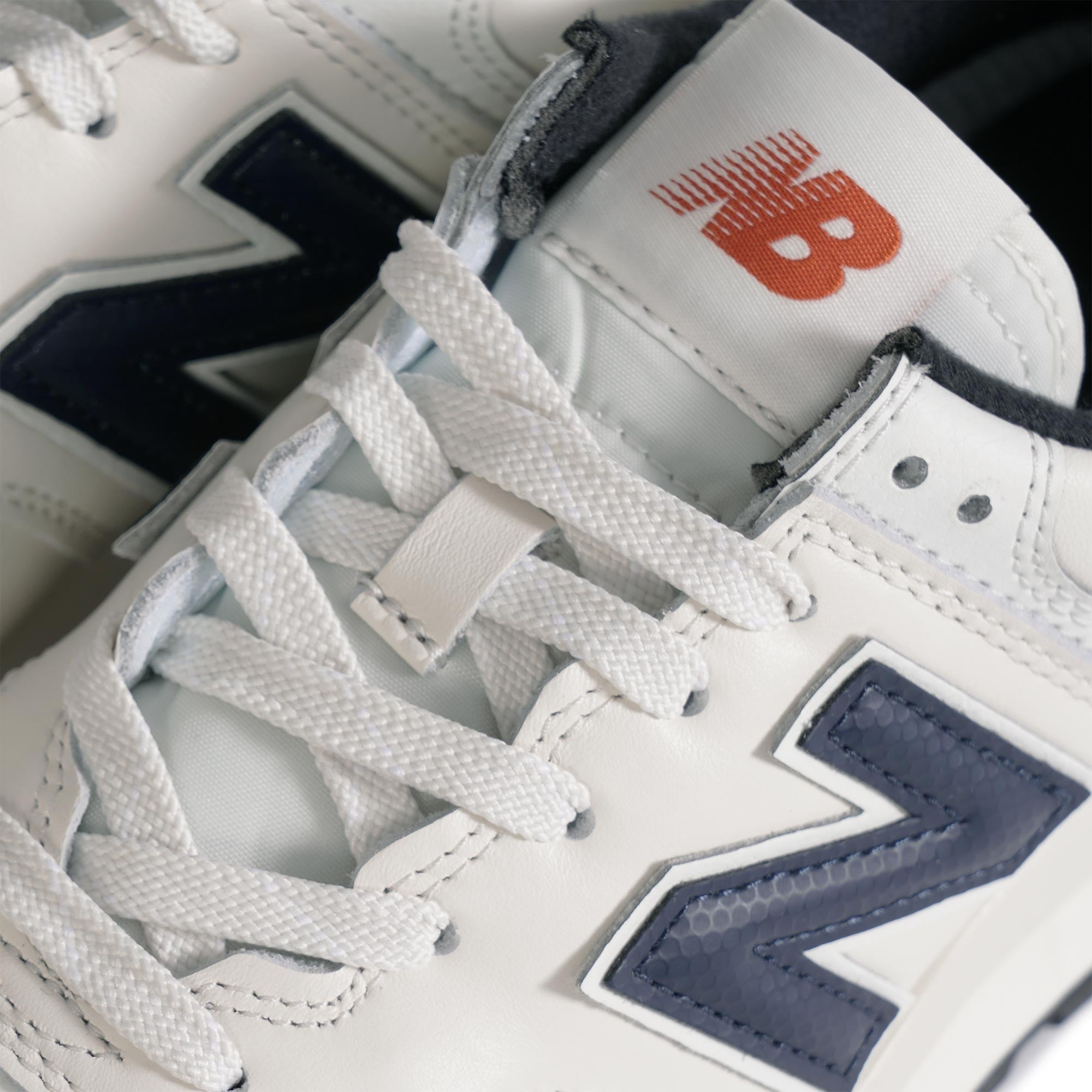 New Balance 574 Leather - White/Navy