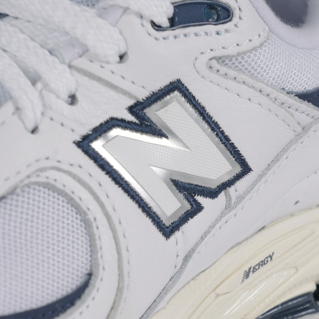 New Balance 2002R - White