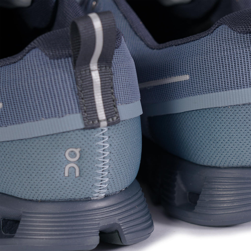 On Running Cloud 5 Waterproof - Metal/Navy