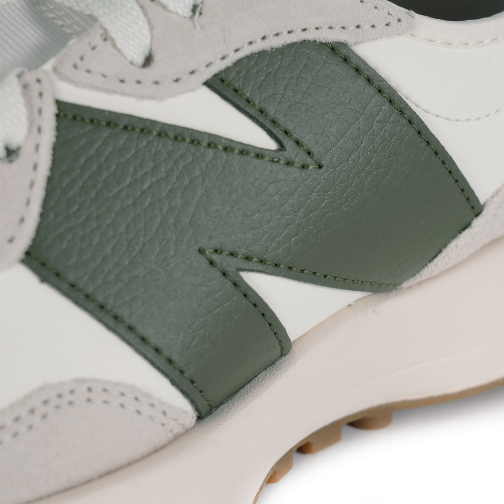 New Balance 327 - White/Green