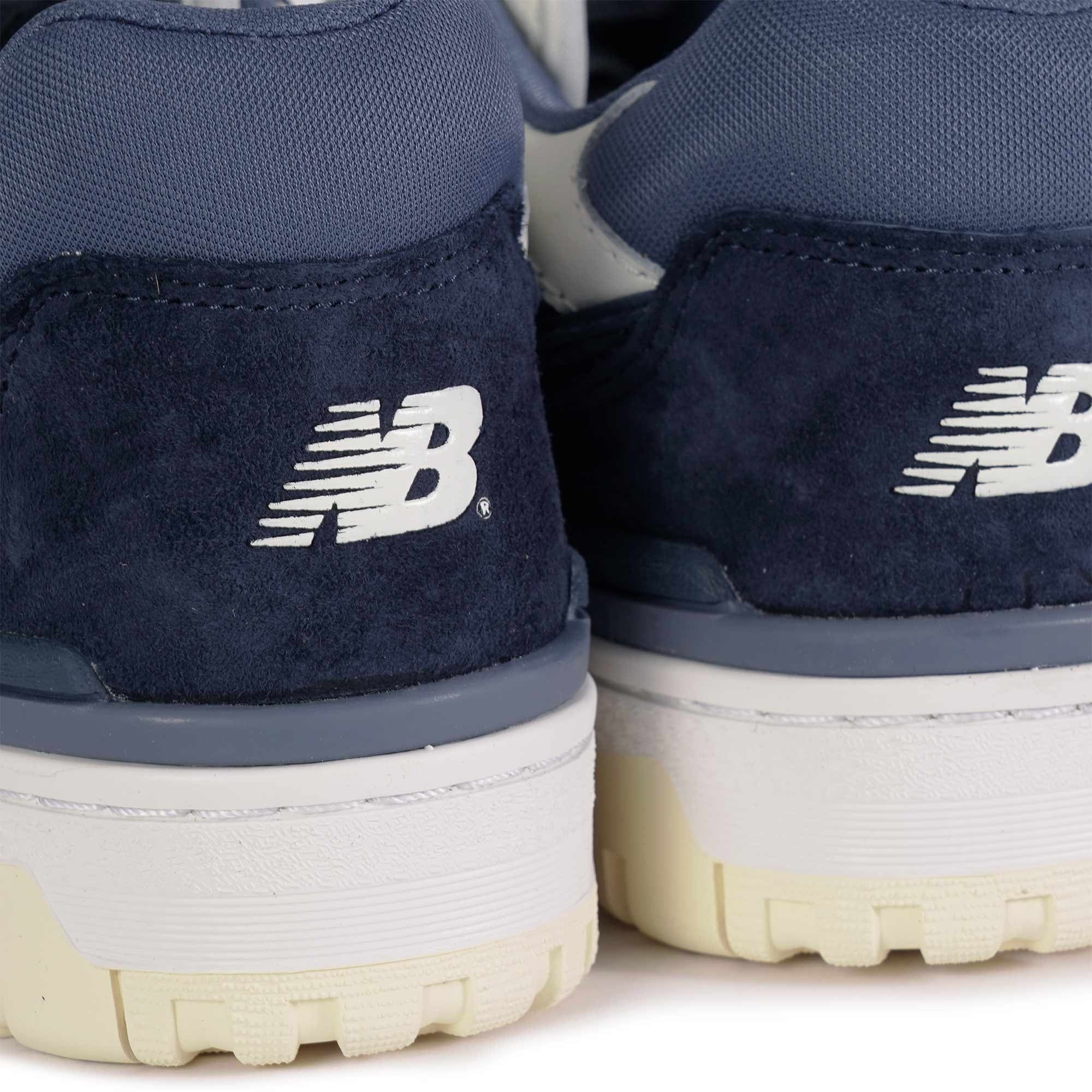 550 Suede - Navy