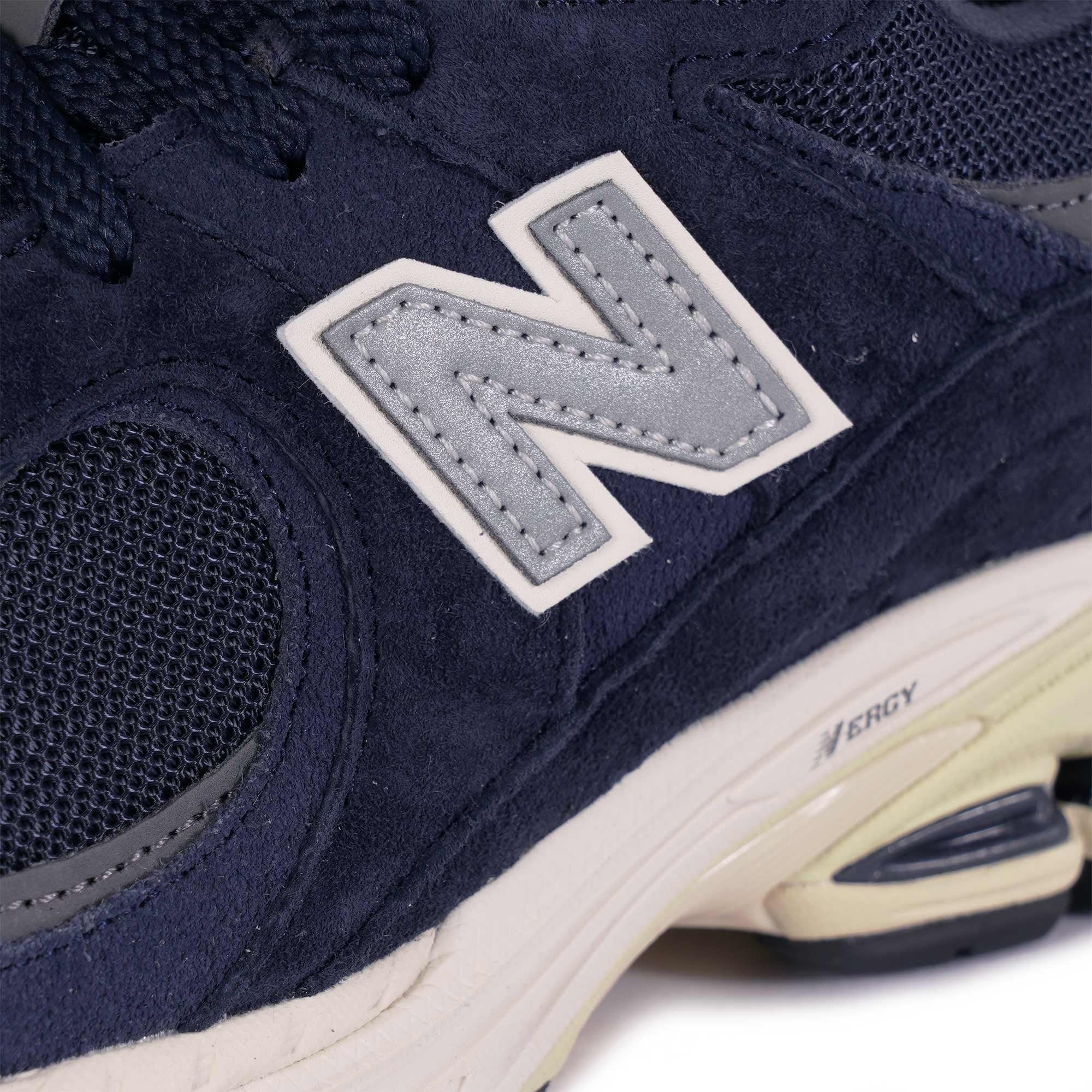 New Balance 2002R - Navy