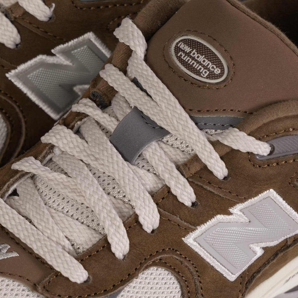 New Balance 2002R - Brown