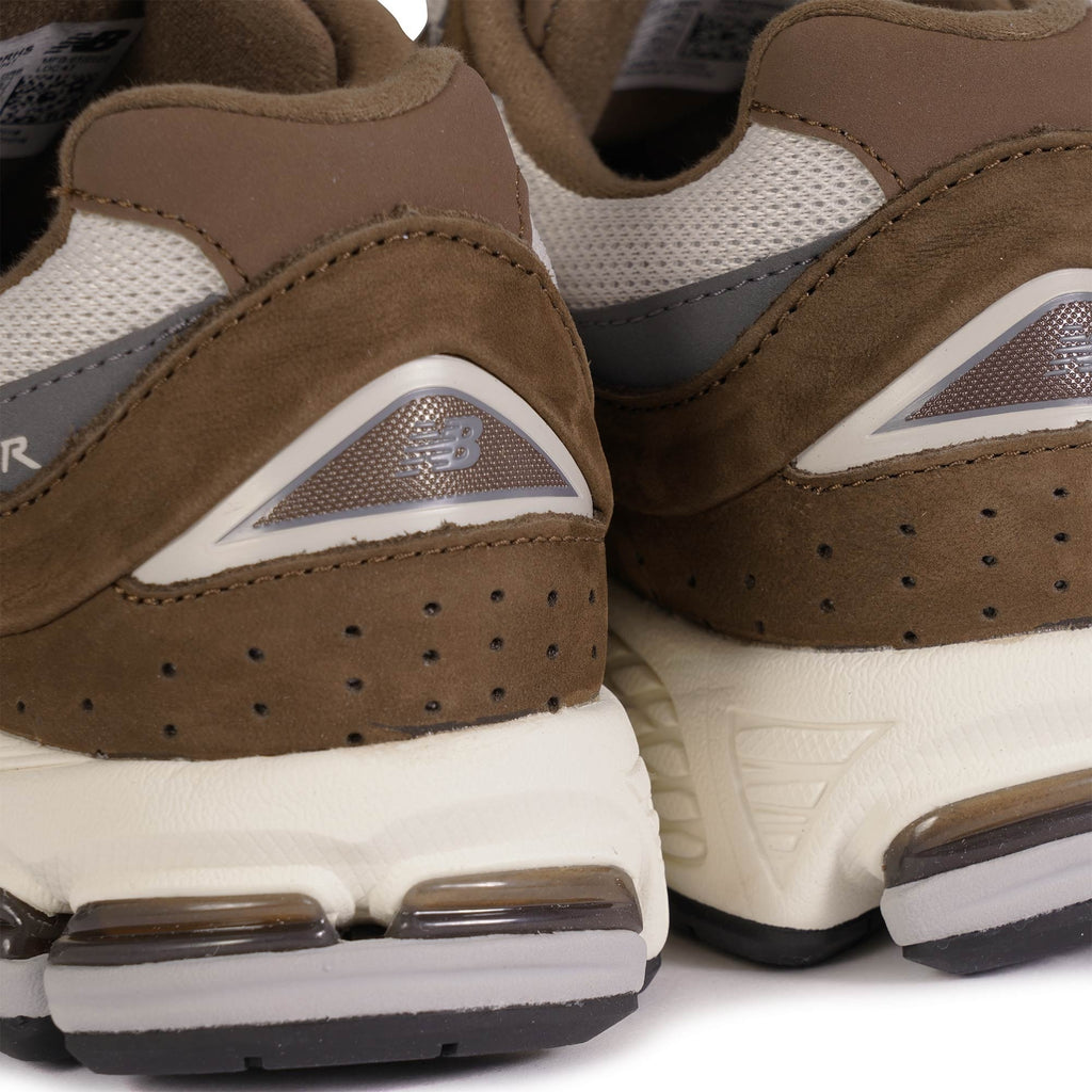 New Balance 2002R - Brown