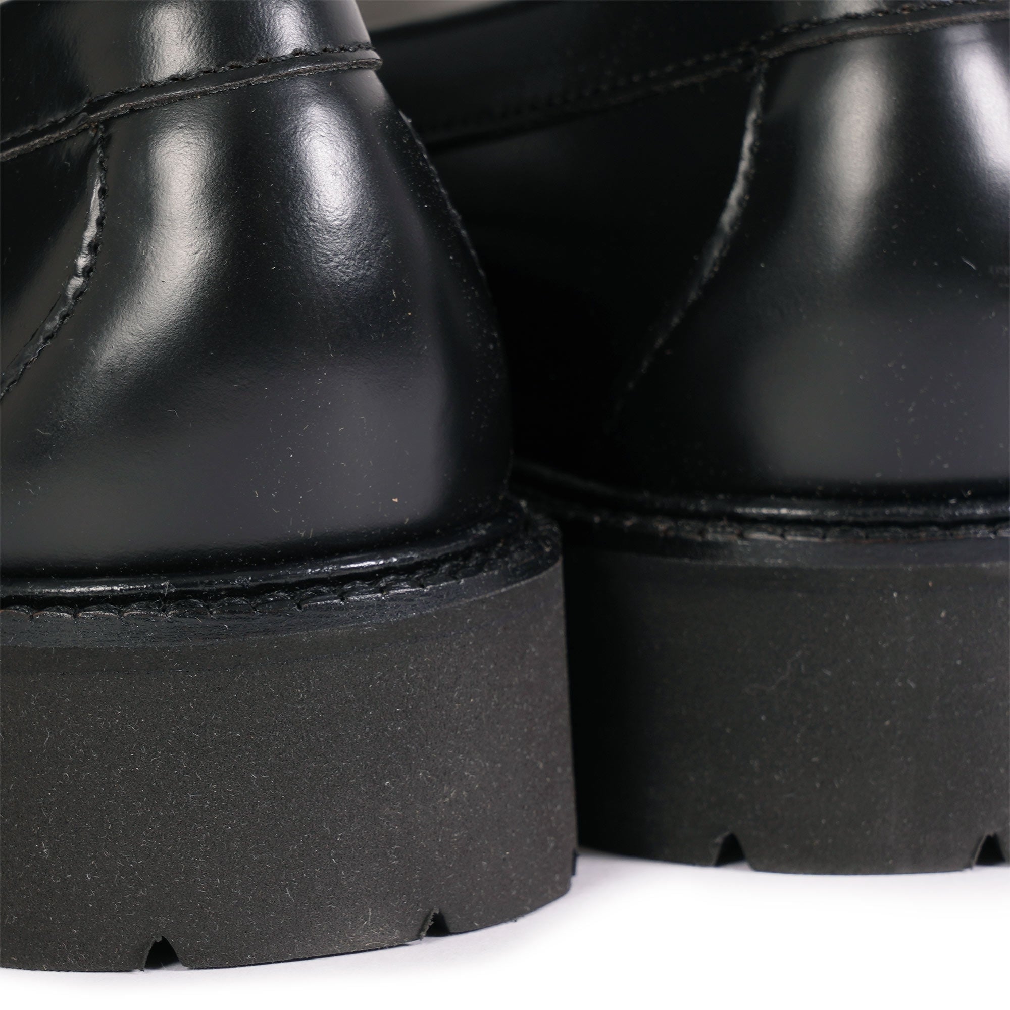 G.H. Bass Weejun 90s Larson Penny Loafers - Black/White