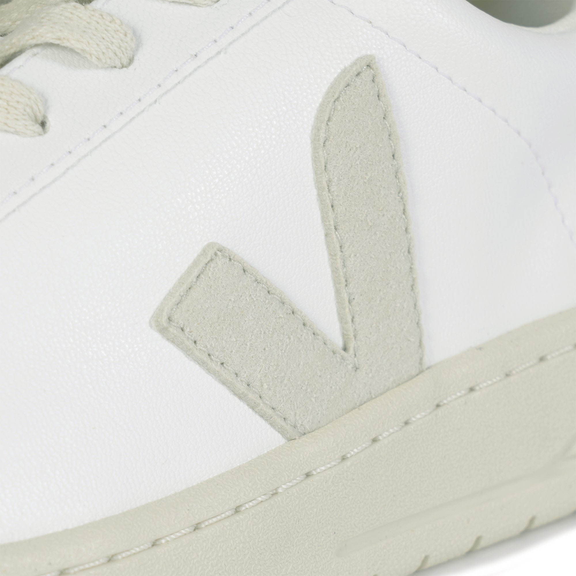 Veja Women's URCA CWL - White/Natural