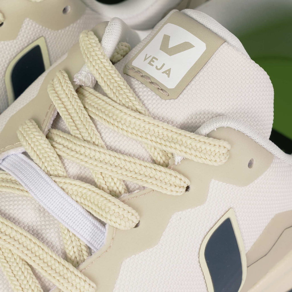 Veja Women's Fitz Roy Trek-Shell - Gravel/Nautico